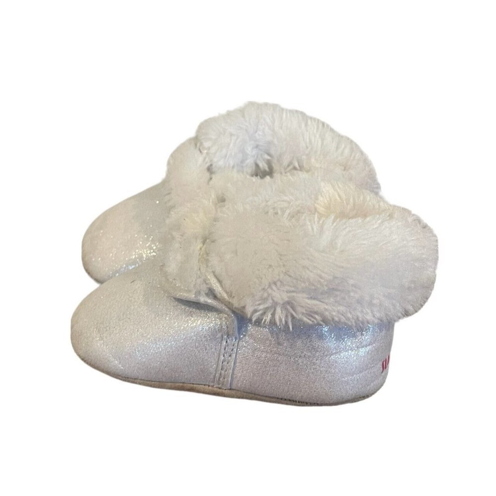 Surprize Stride Rite White Sparkle Faux Fur Booties 12-18 M Christmas Moccasin